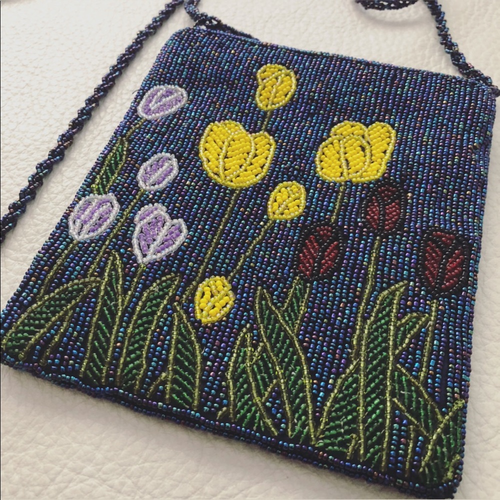 Beautiful Beaded Tulip Crossbody